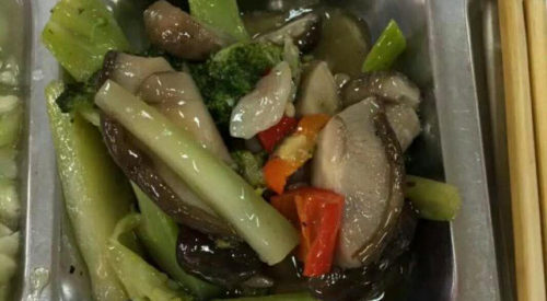 驚呆了！湖南一所高校把「藍瘦香菇」做成了菜色